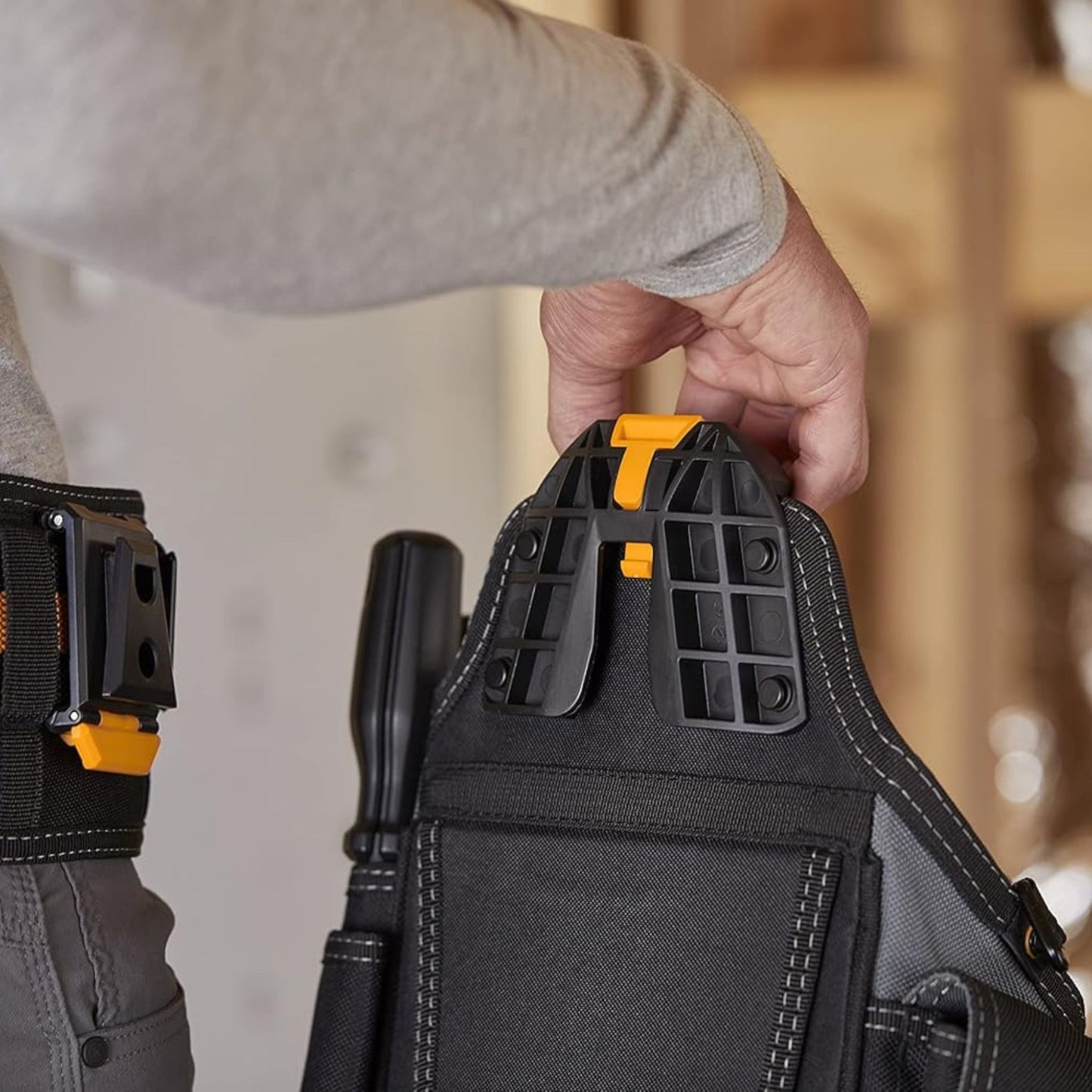 TOUGHBUILT Master Electricians Pouch