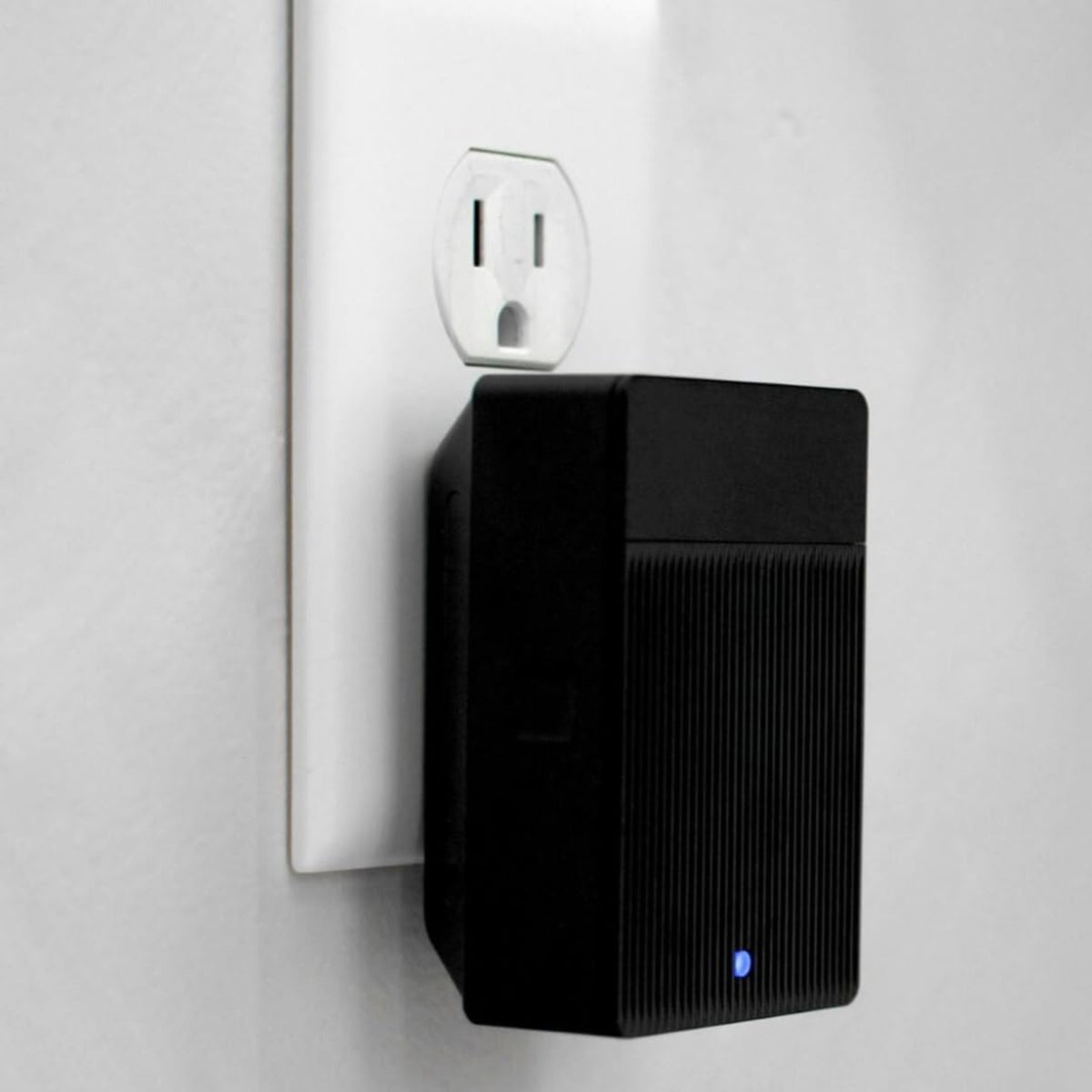 Wyze Smart Chime, Add Audible Alerts for Cams & Video Doorbells