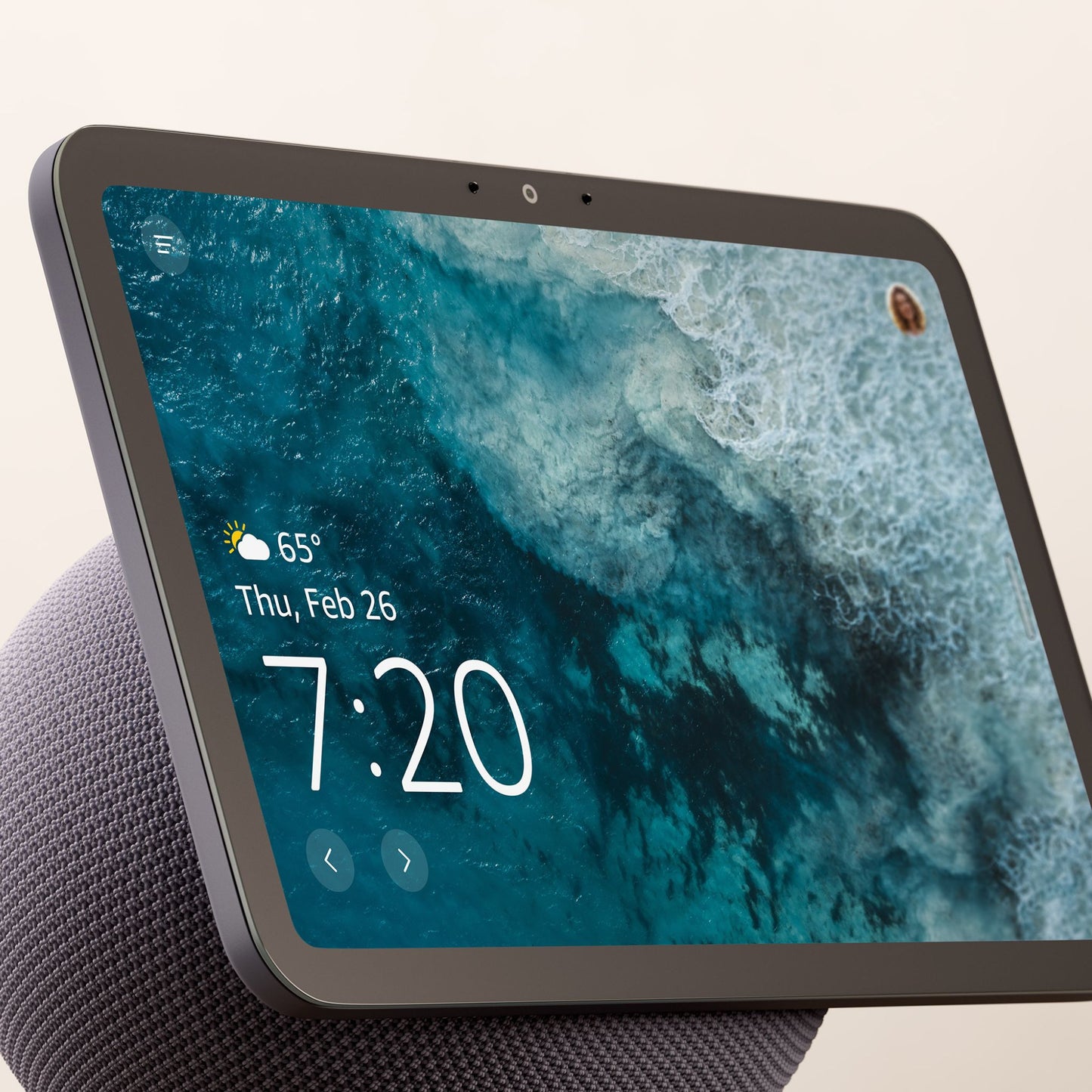 Amazon Echo Show 8 – Big Sound, Bright Screen, and Smart Home Control